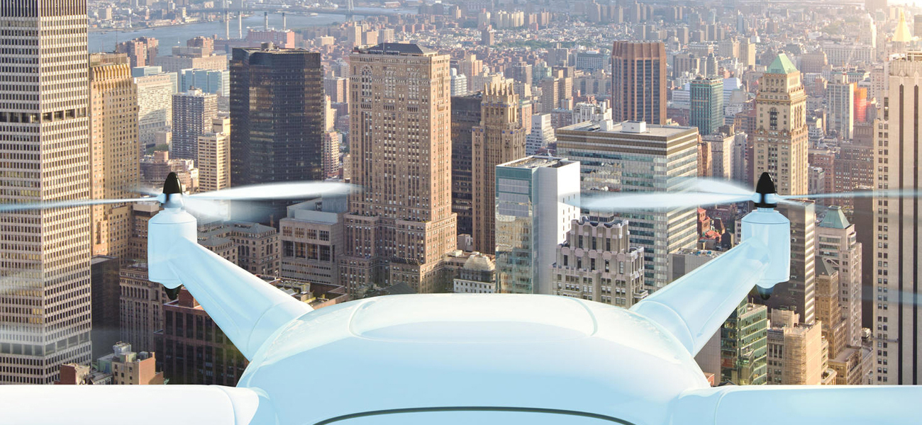 全国でドローン測量を行う為には、公共測量におけるUAVの使用に関する安全基準(案)を遵守する必要があります。